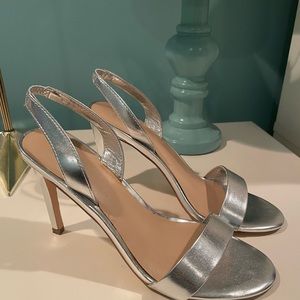 Bleeker & Bond Silver heels. Size 8.5
